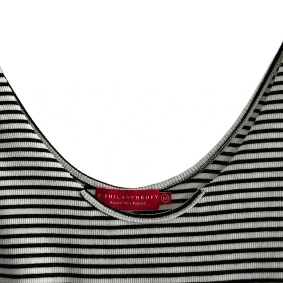 n: PHILANTHROPY Hollywood Striped Sleeveless Tee - Picture 12 of 12